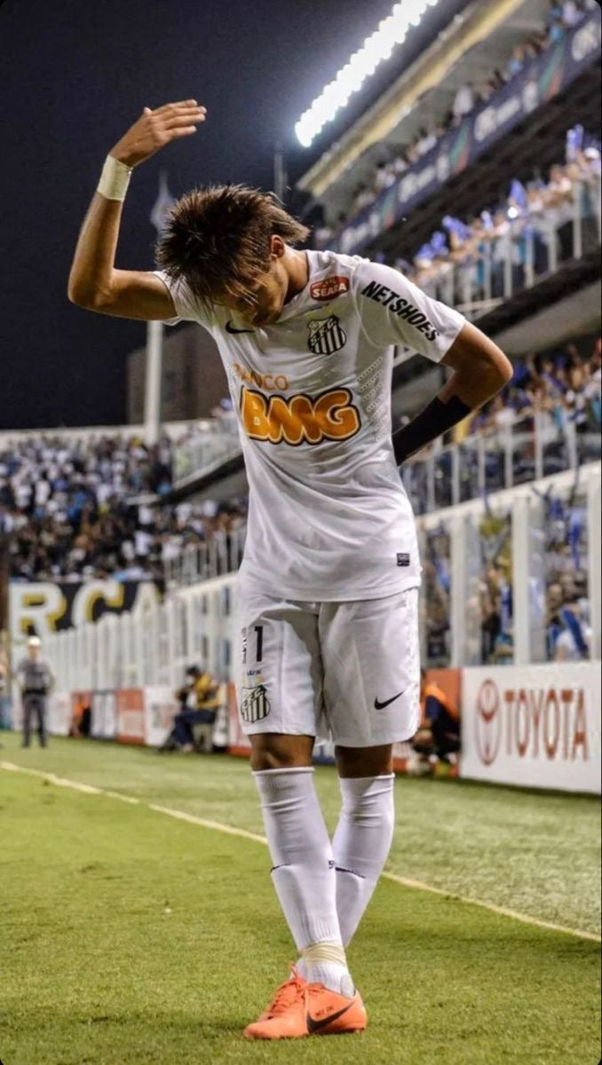 NEYMAR SANTOS (2011-2012)